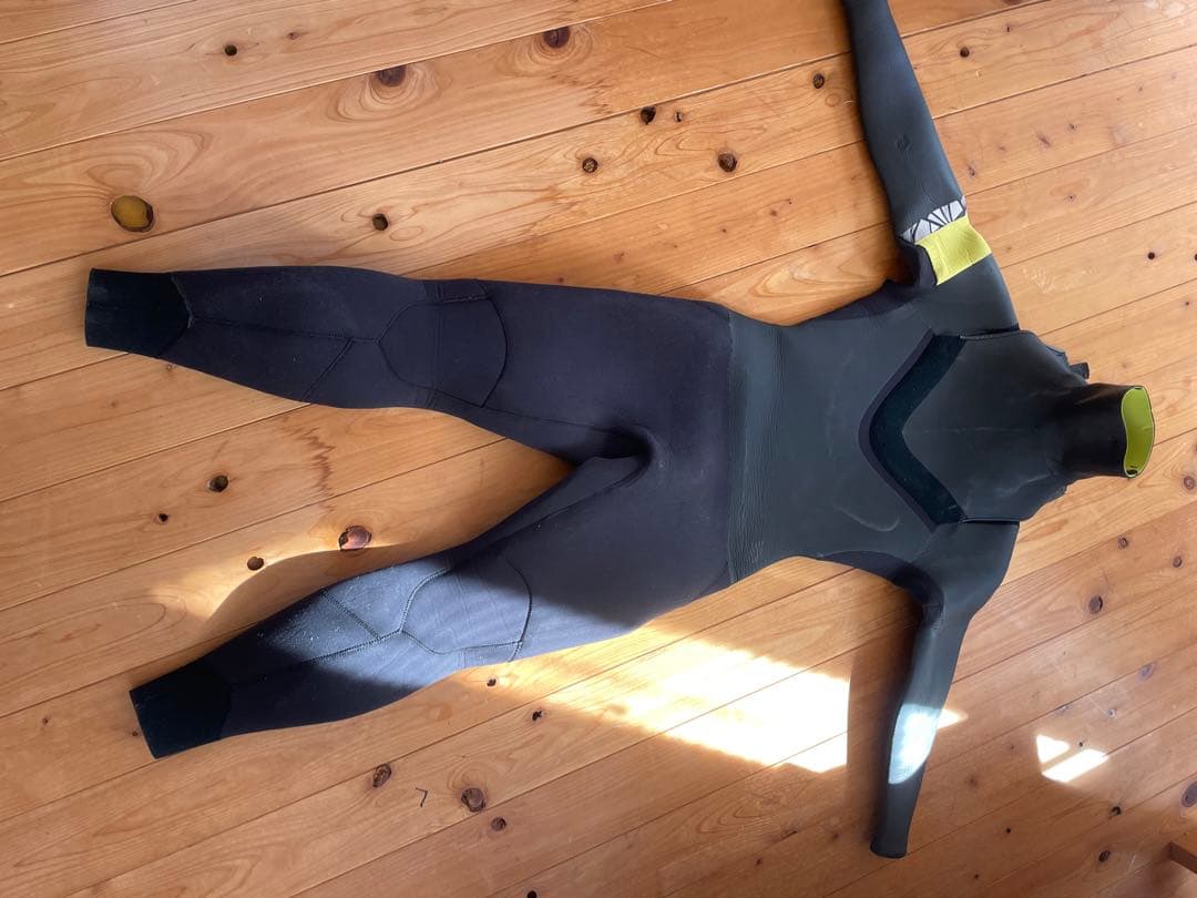 【早い者勝ち】Bewet レディース 145cm 40kg XS程度 セミドライ