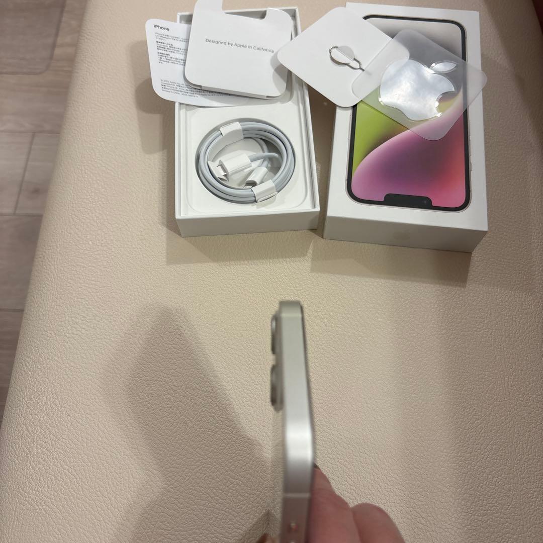 Apple iPhone 14 本体 ホワイト⭐︎箱シールケーブル付き⭐︎美品