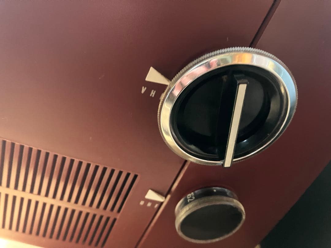 ナショナルトランジスタテレビ 昭和レトロ ブラウン管 赤（ラジオチューナー付）