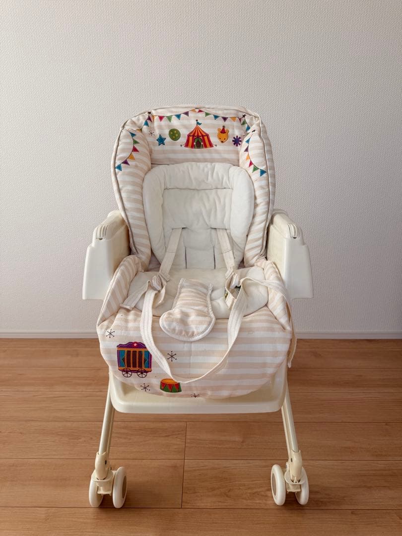 Aprica ハイローチェア　柄付シート