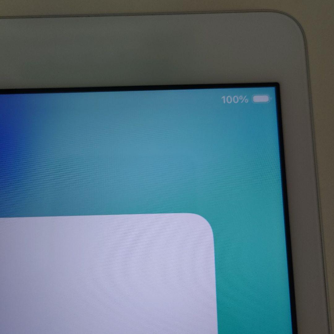 Apple iPad (第８世代) Wi-Fi 128GB シルバー