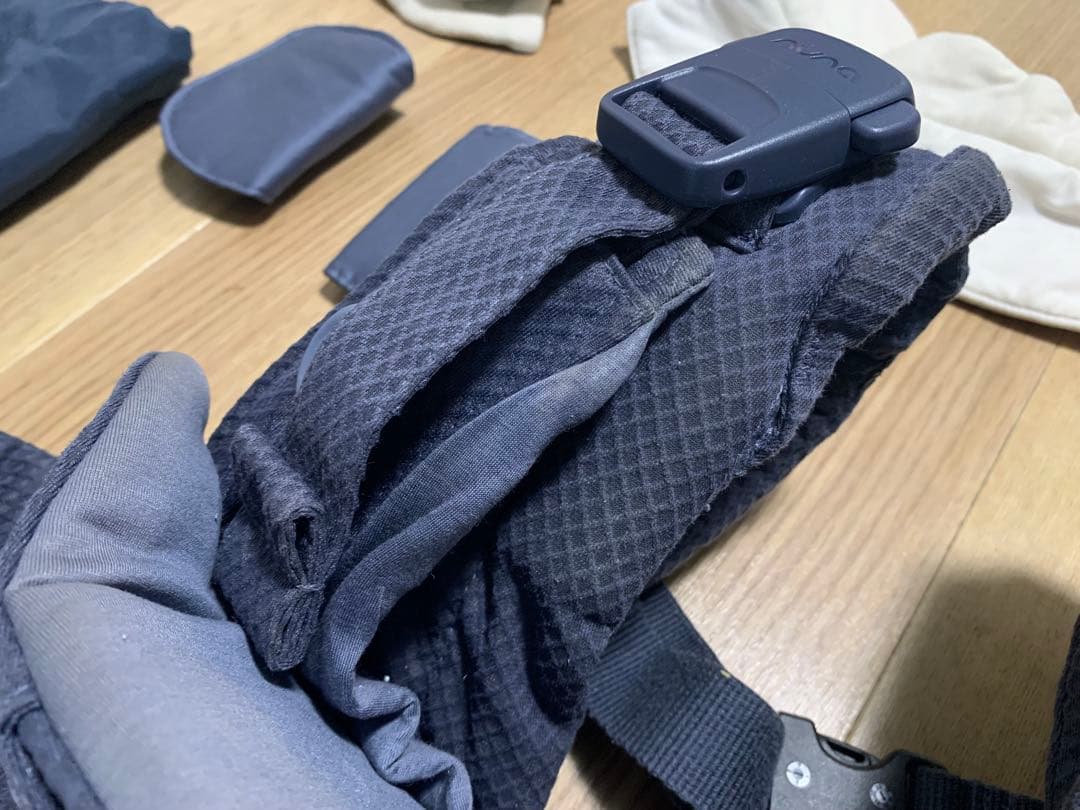 NUNA cudl 抱っこ紐　中古