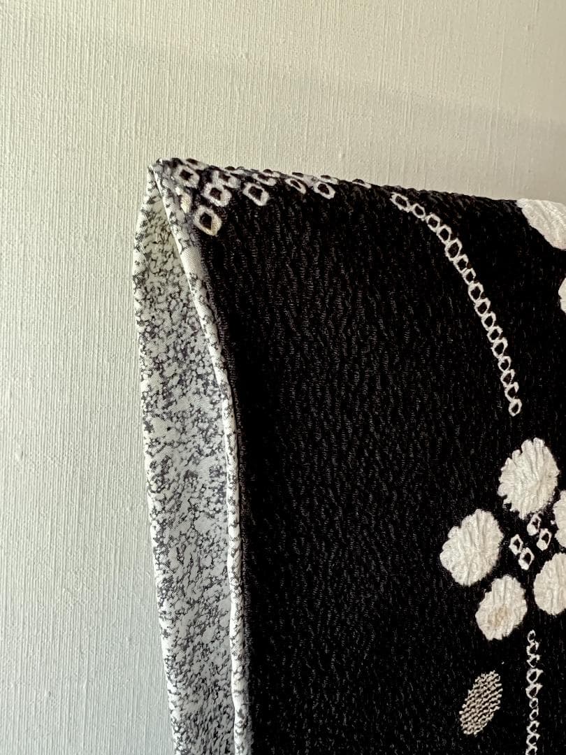 訪問着 絞り 梅枝柄 黒