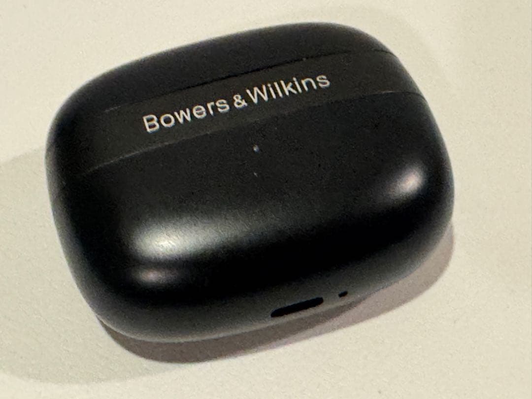 Bowers & Wilkins Pi8 ブラック　ワイヤレスイヤホン