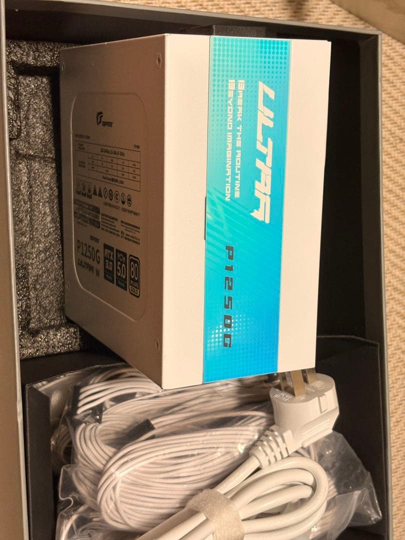 iGame 電源ユニットATX3.0／PCIe5.0／80PLUS GOLD