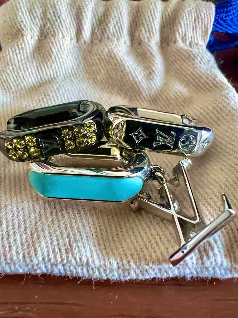 ルイヴィトン ピアス　ブックル　ドレイユ・パラダイス　M00925