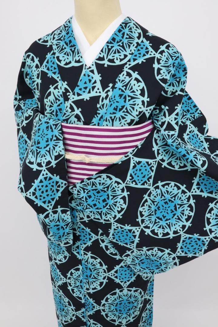 《cat★浴衣『三勝染』アラベスク幾何学模様◆黒×ブルー◆UB5-2》