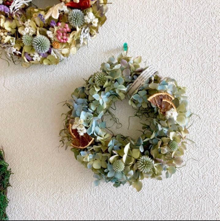 紫陽花と瑠璃玉あざみリース