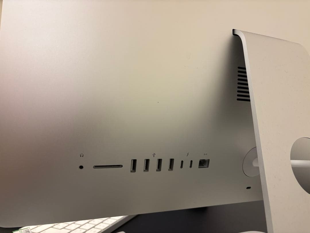 16G 21.5インチiMac Retina 4Kディスプレイモデル