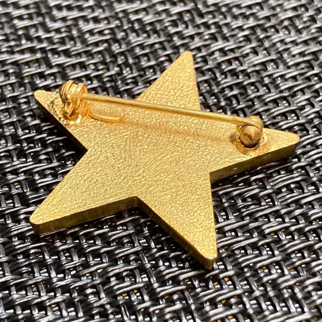 CHANEL　スター ブローチ　ココマーク刻印有り　星形 ヴィンテージ　レア