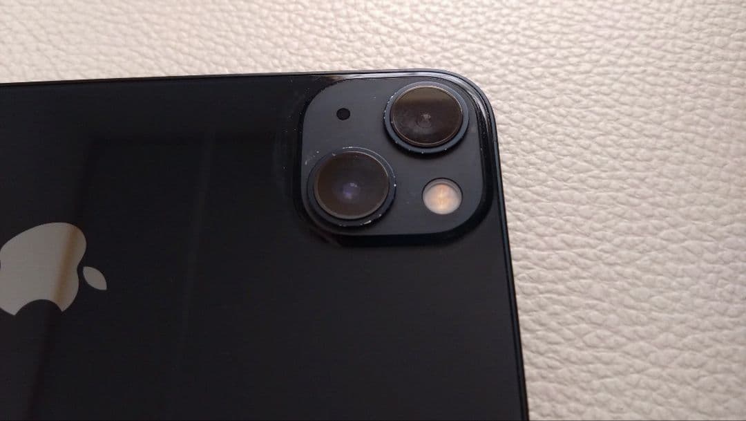 iPhone 13 128GB 電池容量84% 新品ガラスフィルム & ケース付