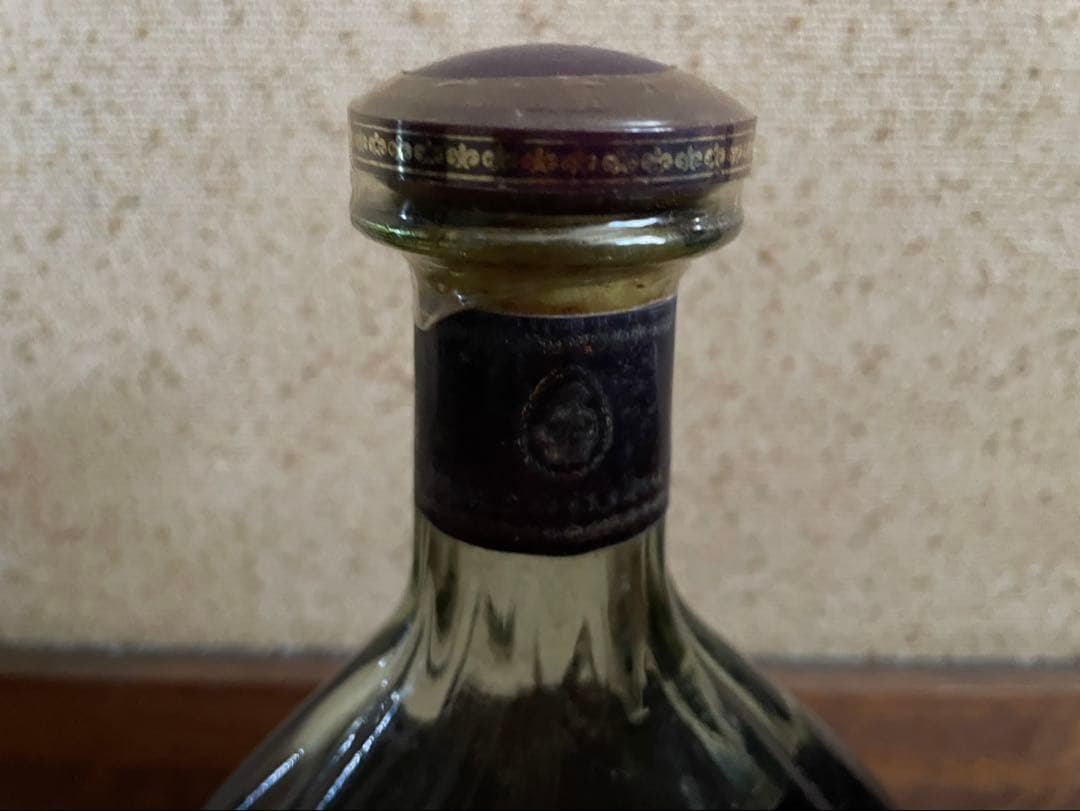 【未開封】XO クルボアジェCOGNAC コニャック　古酒　COURVOSIER