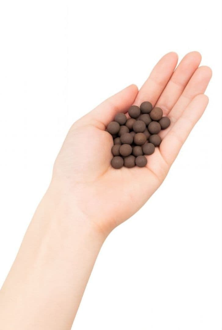 1㎏限定5セットのみ　奇跡の天然鉱石「ぐんぐん玉」観葉植物用です。