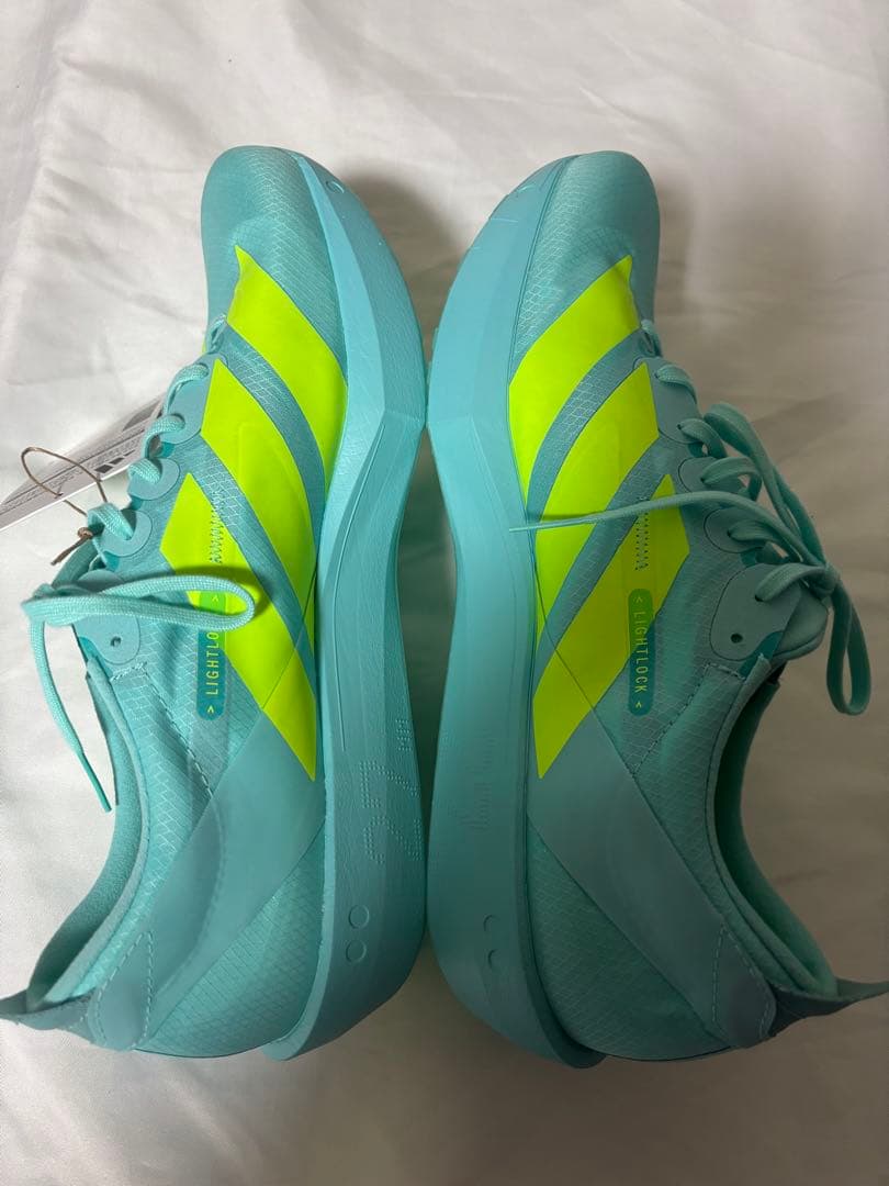 未使用　アディゼロジャパン9 27.5センチ タグ付き