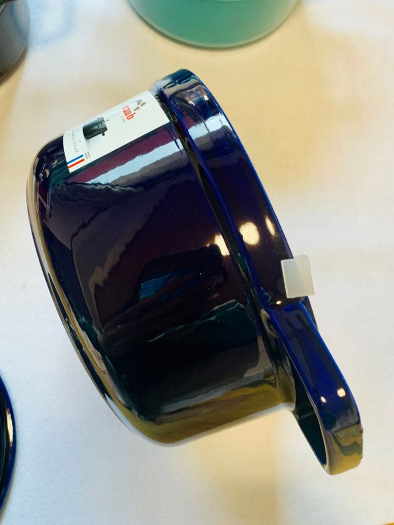 staub ストウブ 22cm 付限定版ノブ、純正品保証❗️ 旧仕様のモデル