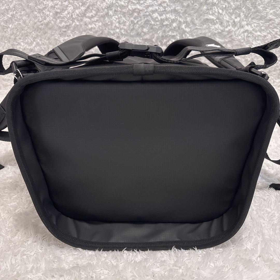 【未使用級】DESCENTE デサント スキー バックパック ブラック 大容量