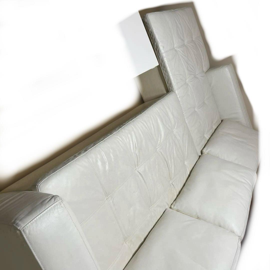 ニトリカウチソファ本革(一部合皮)ホワイト　ベンチ側　商品価格¥20000