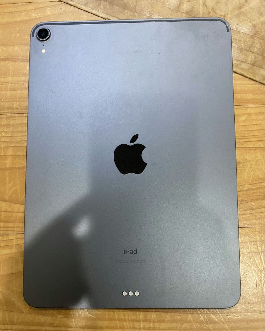 Apple iPad + Smart Keyboard Folioセット