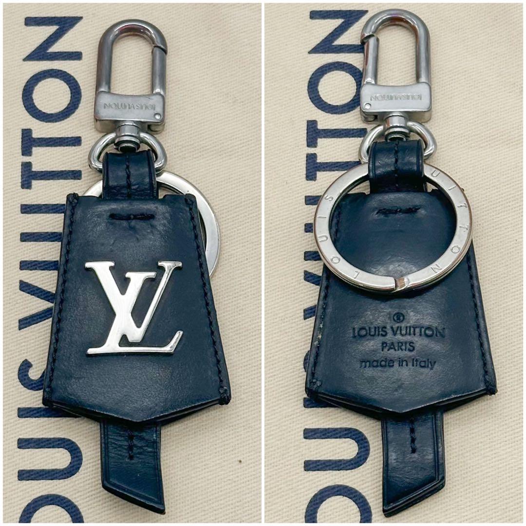 ルイヴィトン キーホルダー クロッシュ クレ ロゴ キーリング チャーム LV