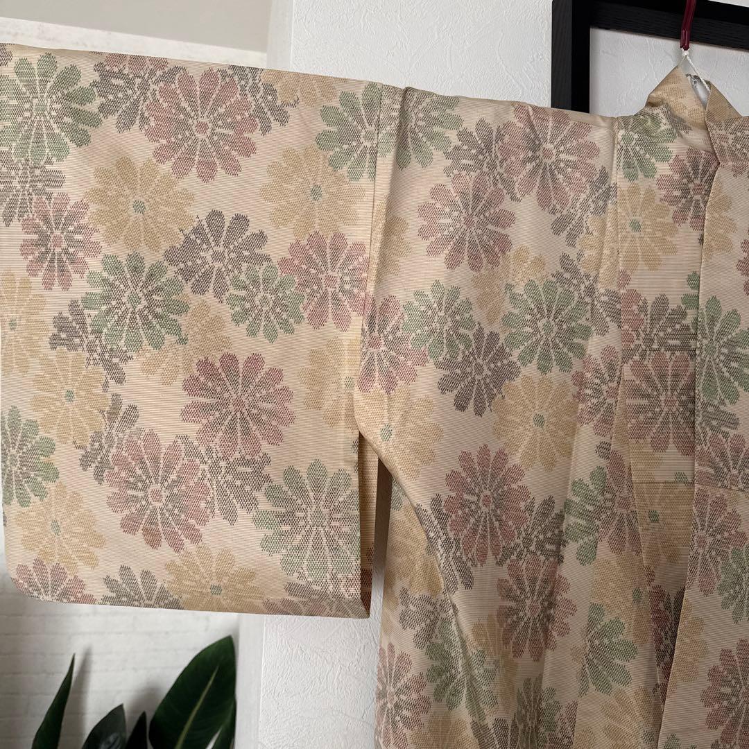 大島紬　白大島　菊尽くし　単　多色　着物　広衿　小紋　きくづくし　花柄　正絹