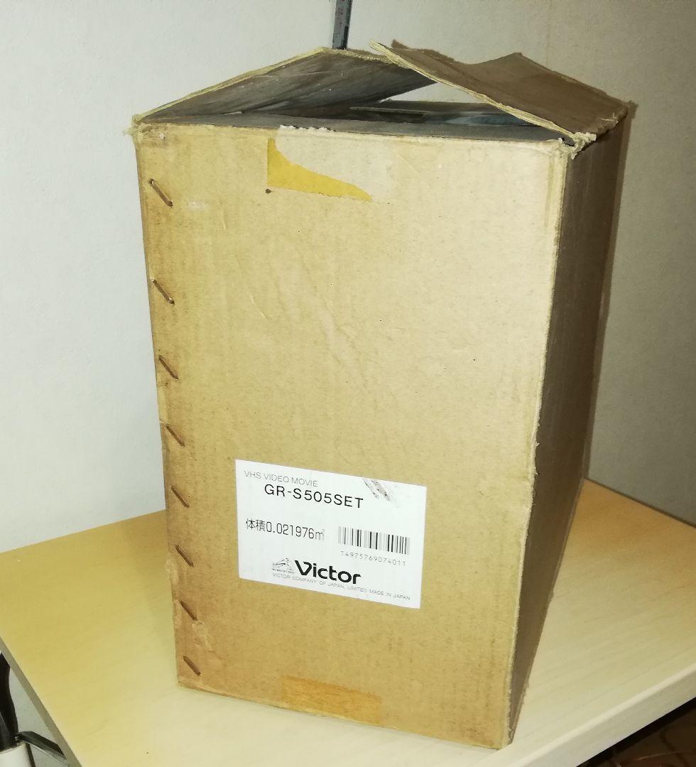 ♦今月末まで価格♥ビクターSVHS−CビデオカメラGRーS505SET