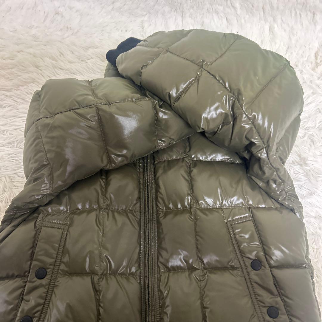 【極美品】モンクレール MONCLER ダウンジャケット　AUBURN 正規品