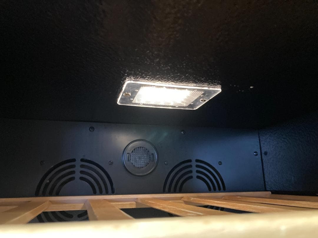 gunslinger1919ワインセラーSAF-280G 270L16年製