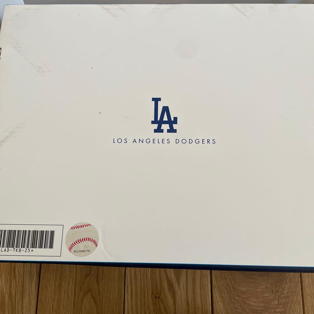 2025ロサンゼルス・ドジャース ファンクラブMVP会員入会記念グッズボックス
