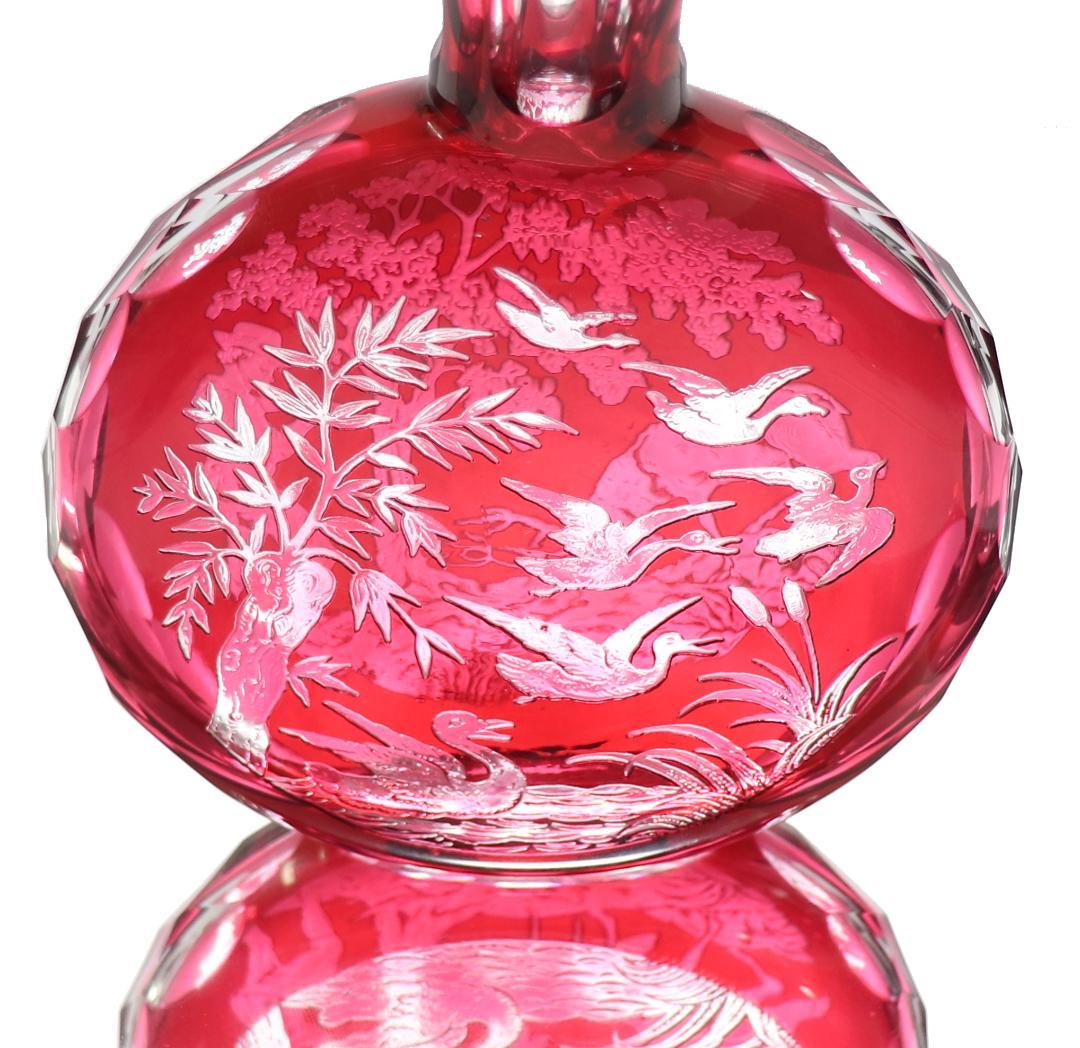 オールド・サンルイ 美品 ルビー被せクリスタル カメオ彫刻 香水瓶 二つの情景