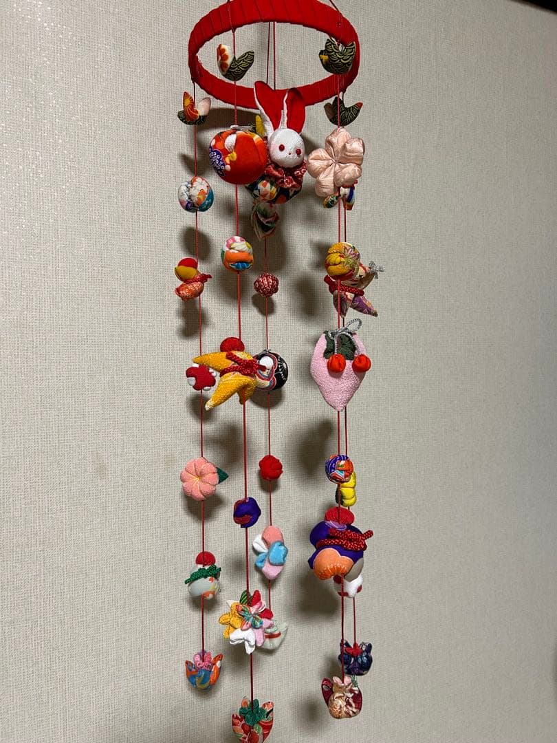 華やかな吊るし雛　￼雛飾りやプレゼント　（パコ　2点）