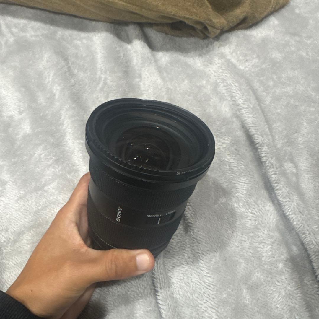 ソニー　FE 24-70mm F2.8 GM2 ズームレンズ