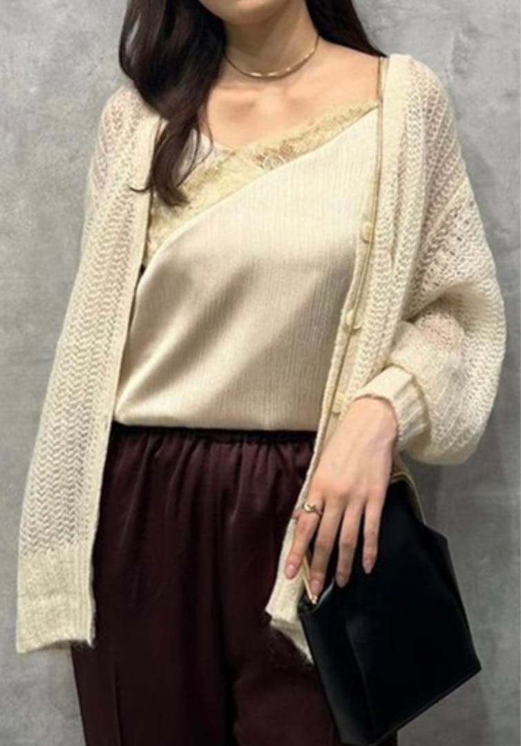 アニュアンス　　レースポイントサテンキャミソール