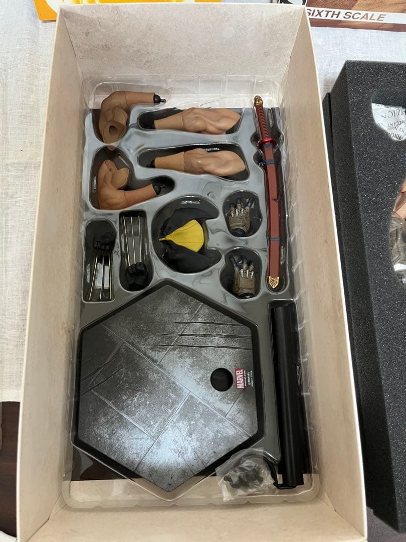 ウルヴァリン 1/6スケールフィギュア サイドショウ