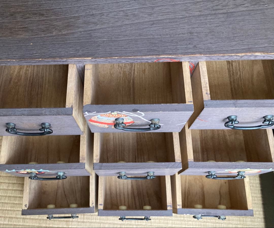 桐箪笥　木目込み小物入れ