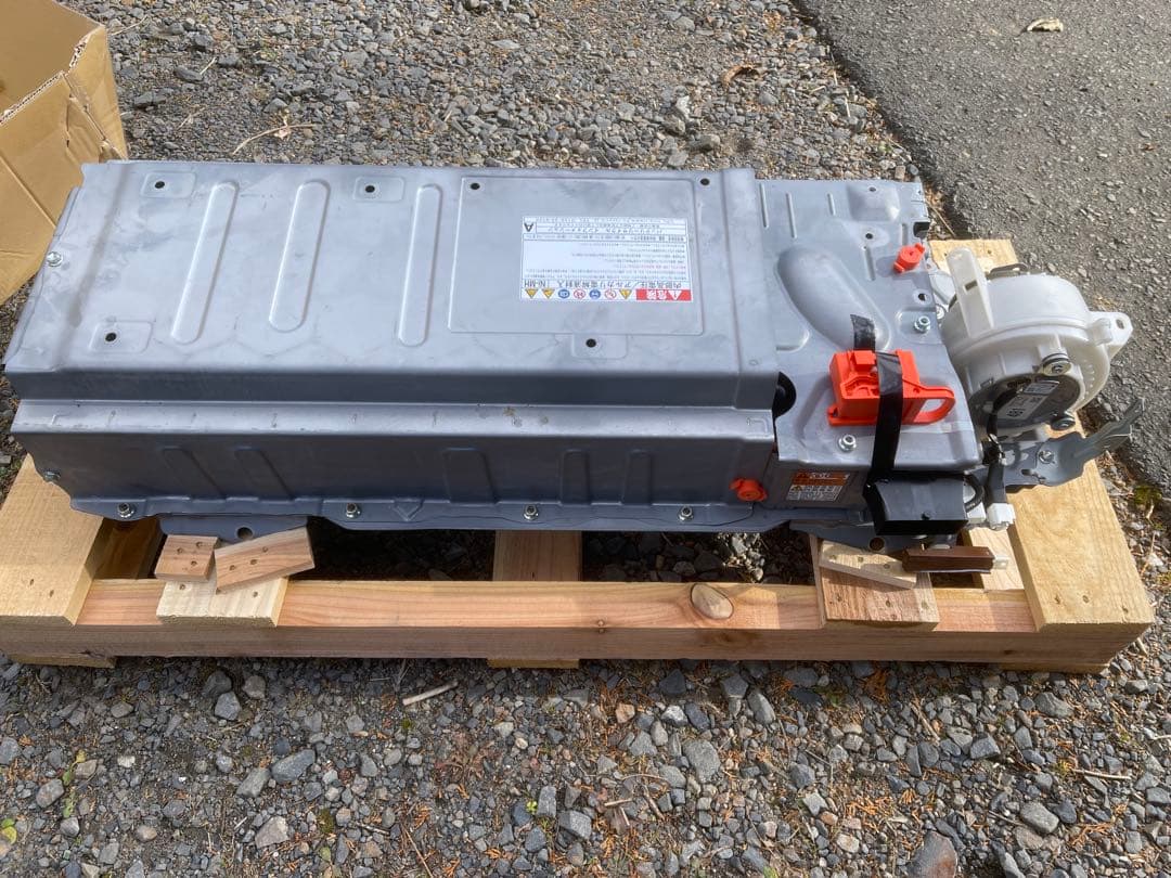 30プリウス ハイブリッドバッテリー G9280-76010 ジャンク品