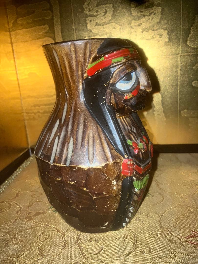 《呪物》震える置物　怪奇現象　ラップ音　曰く付き　呪い