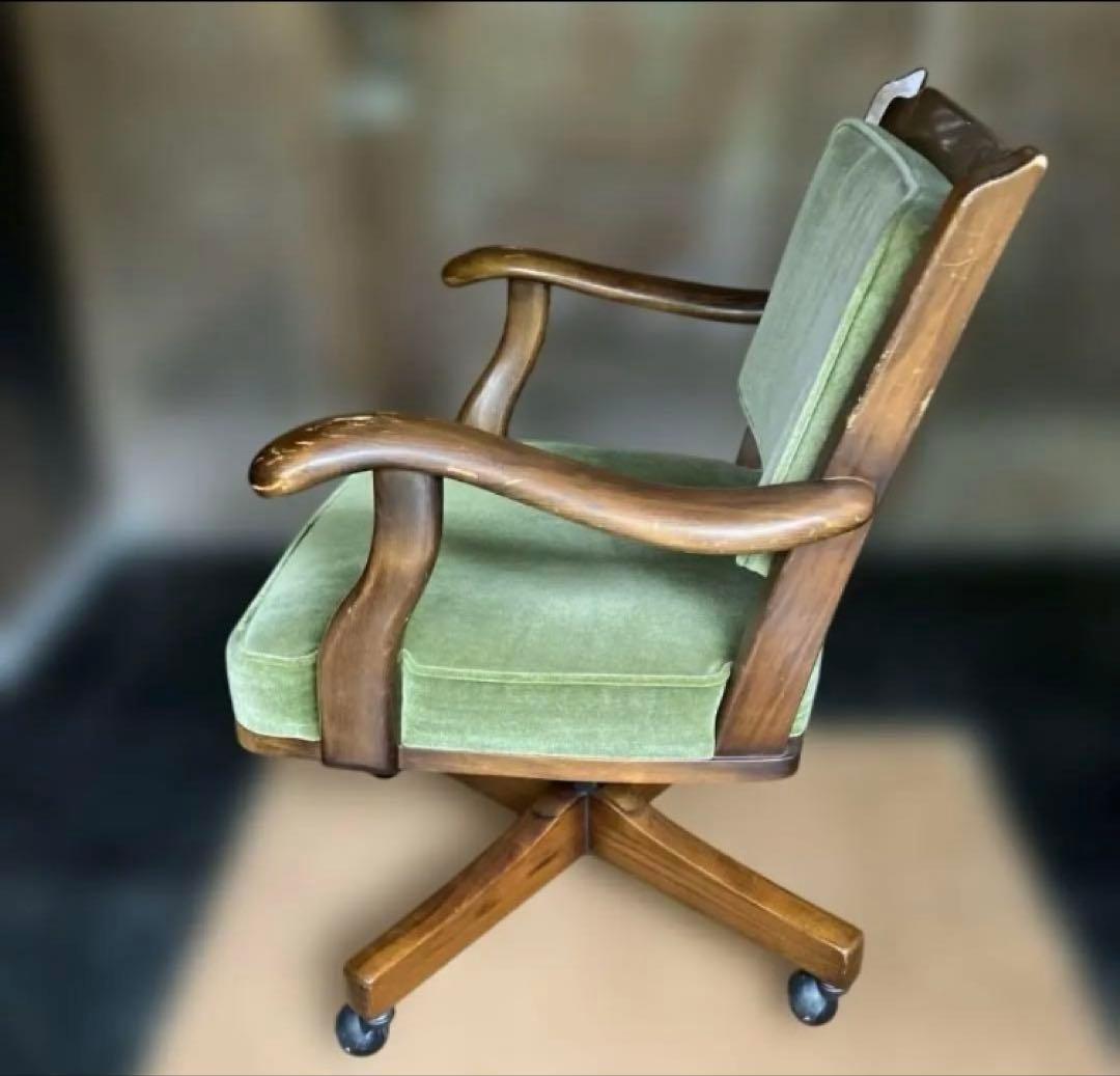 カリモク　コロニアル　デスクチェア　アームチェア 回転椅子