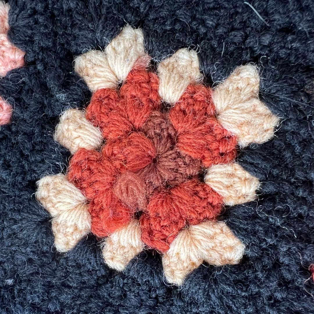 アメリカで購入　ヴィンテージ　手編み多様布