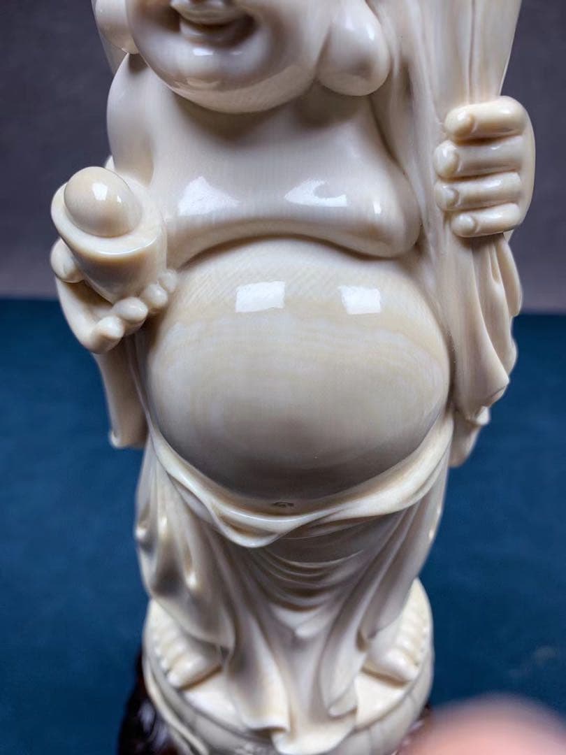 天然猛牙美しい手作り彫刻元宝弥勒 置物