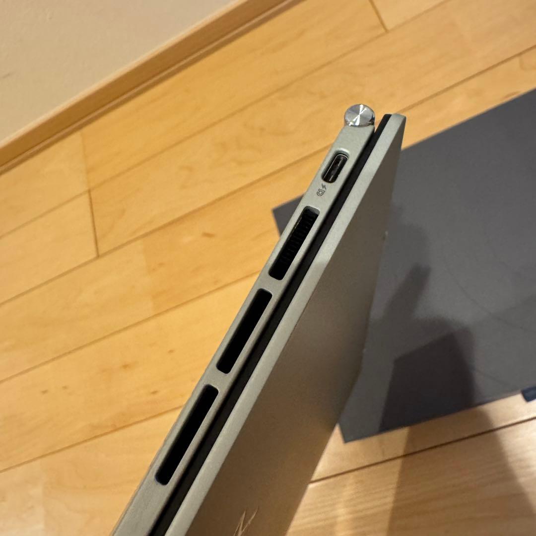 【やや難あり】ASUS Zenbook S 13 OLED Ryzen 7