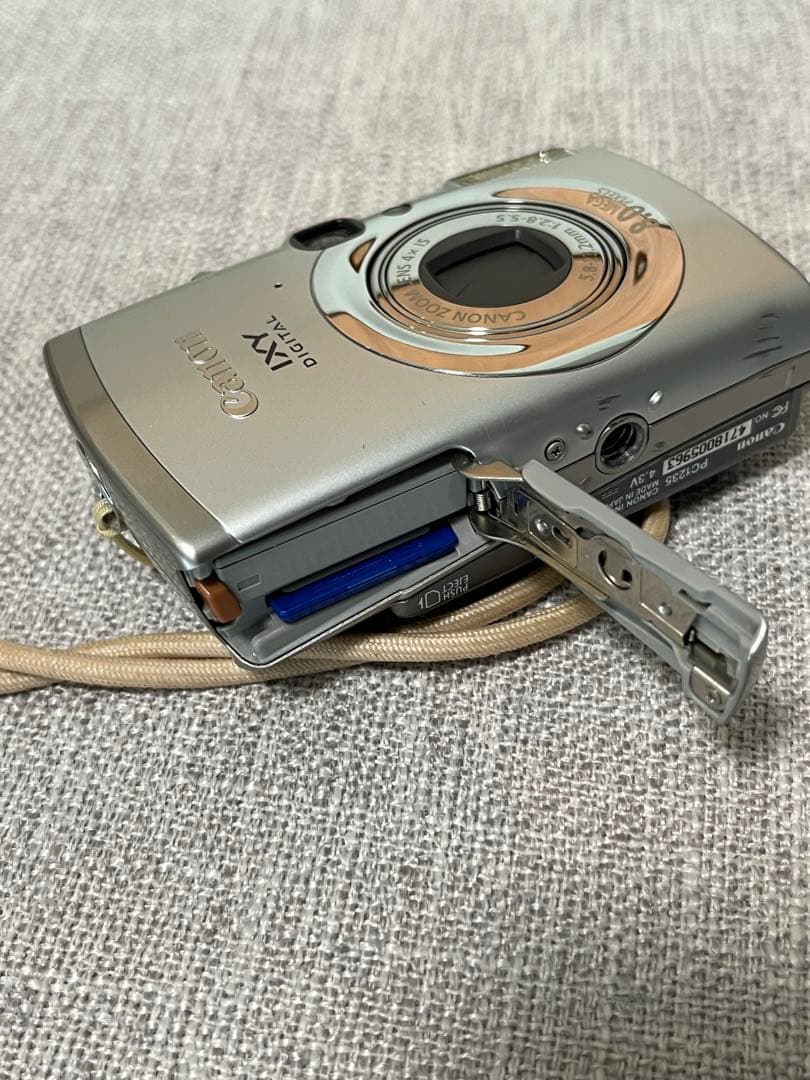 Canon IXY DIGITAL 810 IS コンパクトデジタルカメラ