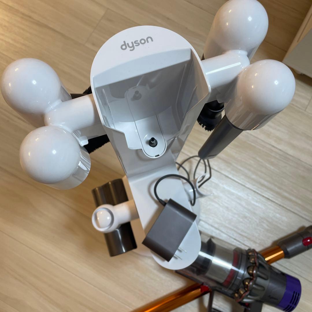 ダイソン　v10 fluffy 掃除機　サイクロン