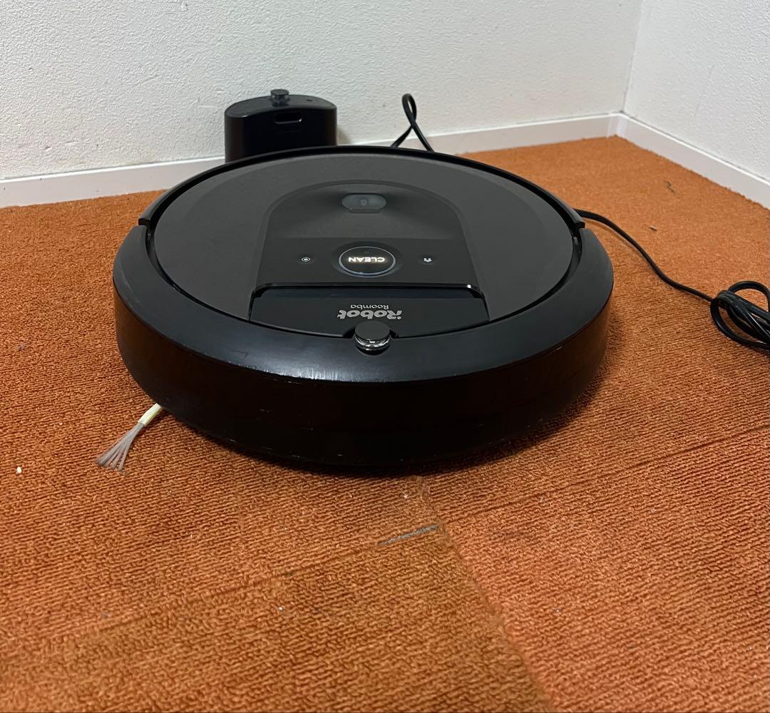 美品 ルンバ i7 ロボット掃除機 アイロボット 水洗いできるダストボックス