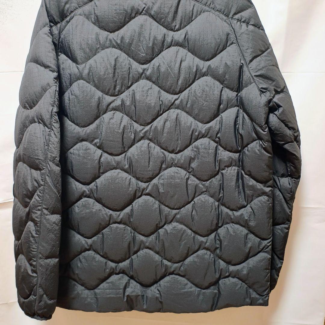 ユニクロ ホワイトマウンテニアリング ウルトラライトダウン