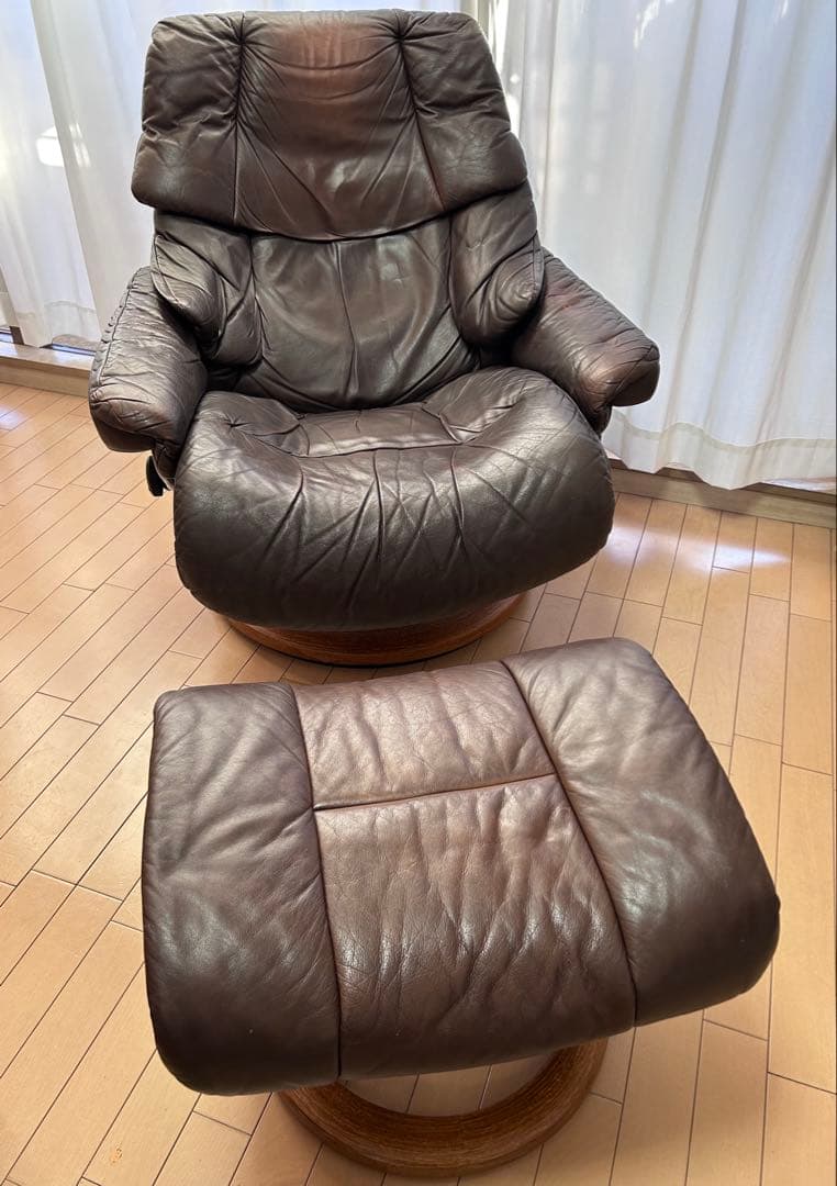 ①エコーネスEKORNES レノRENO ストレスレスチェア