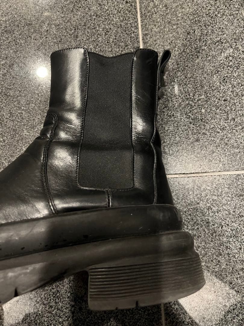 ヴァレンティノ　ブーツ