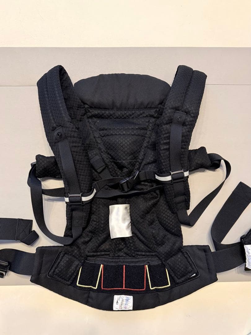美品！エルゴ 抱っこ紐 オムニブリーズ　オニキスブラック