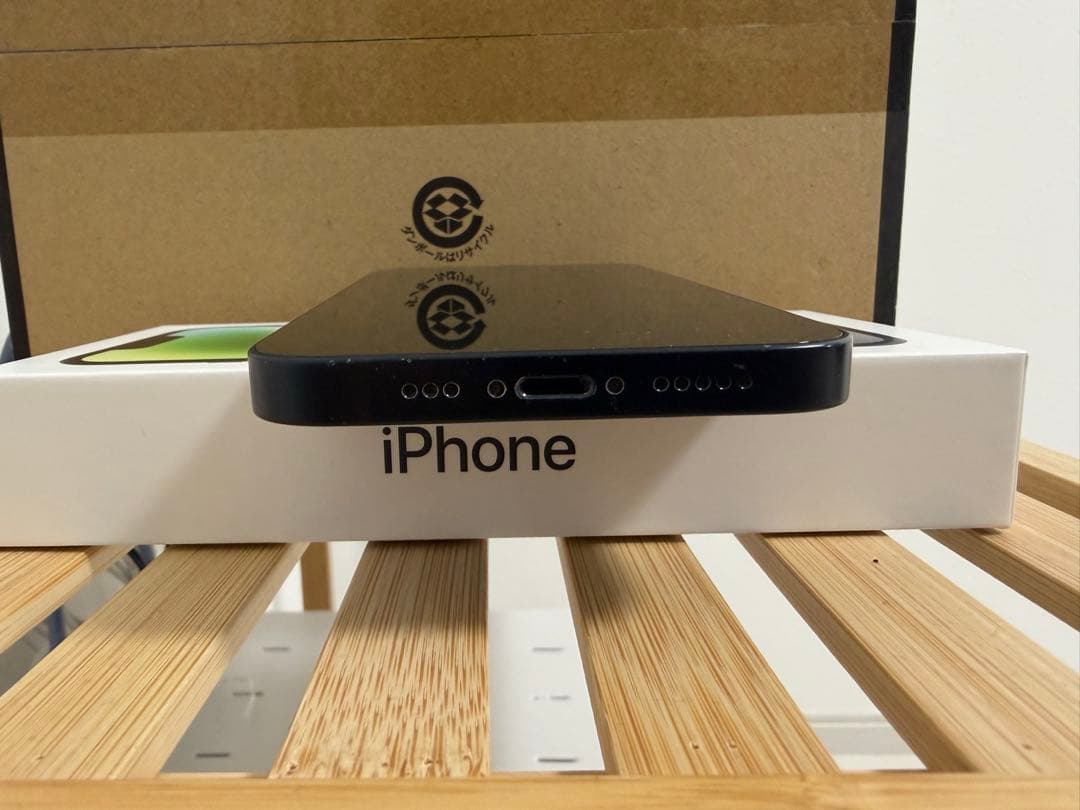 amoa.amoa.247 iPhone14 128G ブラック