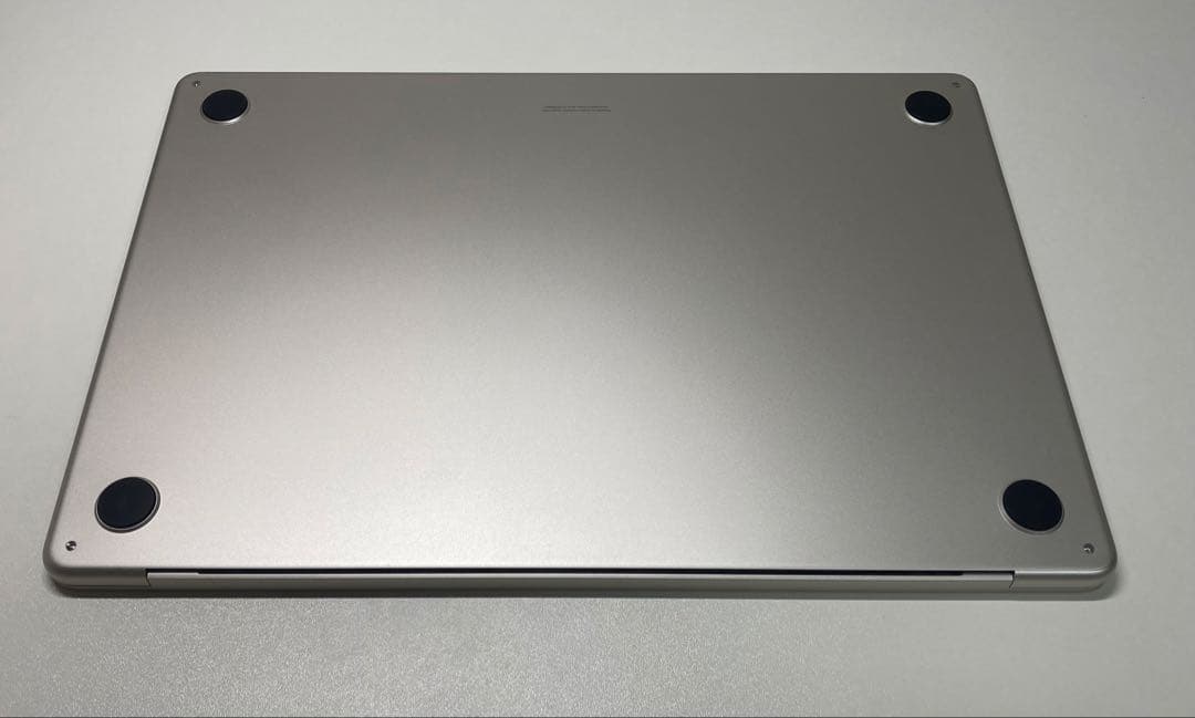 Apple MacBook Air M2 15インチ スターライト 2023
