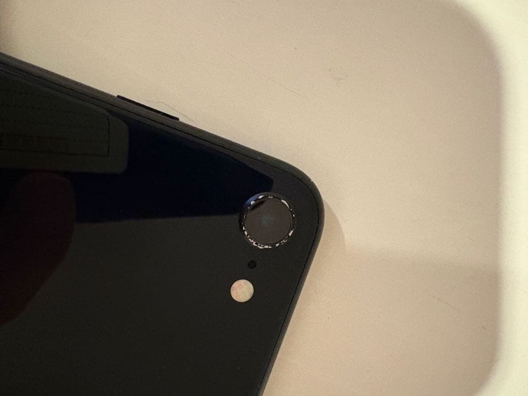 iPhone SE (第3世代) 128GB ブラック 本体 充電ケーブル付き